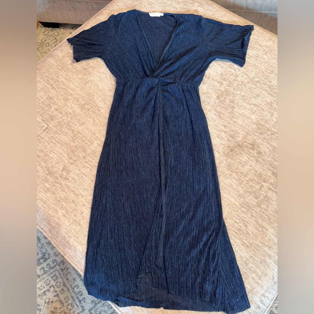 Navy Blue Wrapped Midi Dress 🌌